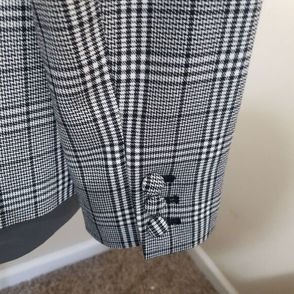 Plaid Blazer NWOT 2 - Picture 5 of 12